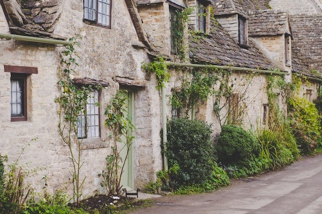 houses cotswolds